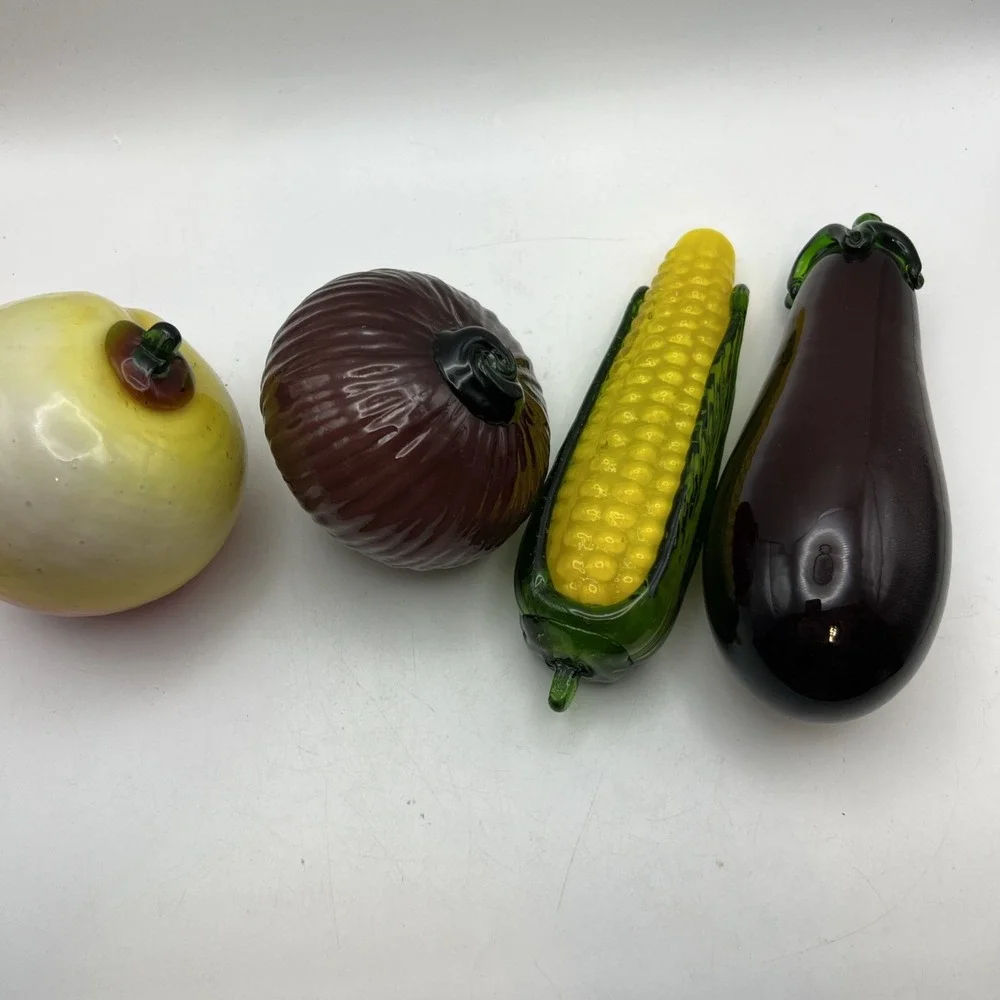 N/A **set includes